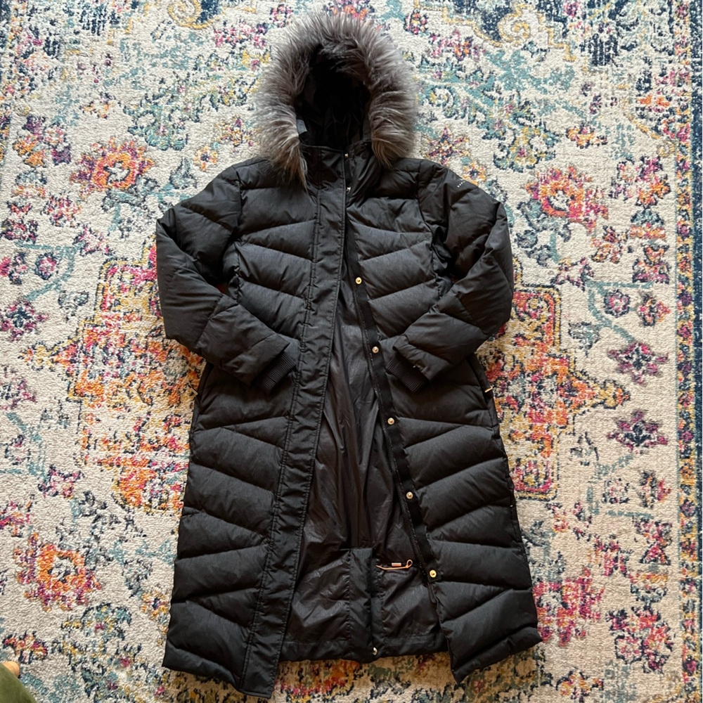 Women’s Medium Basin + Range down long parka, new without tags